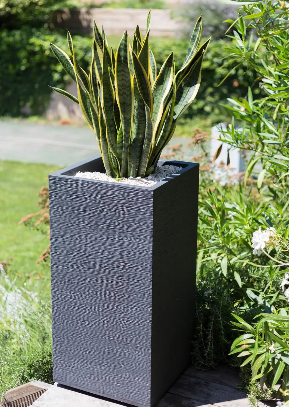 EDA Kunststoff-Topf Graphit, gerillt